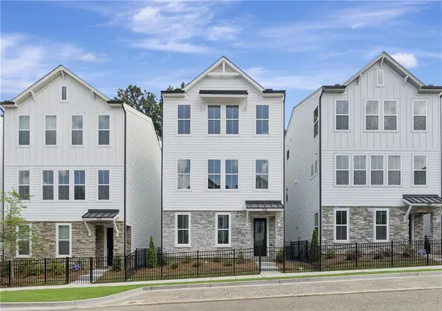 1st image of 736 Auguste Ave, Scottdale, GA 30079 | MLS# 7802401