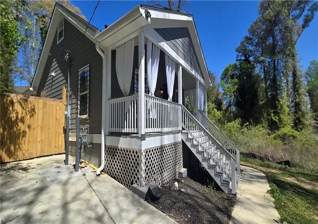 3rd image of 2247 Martin Luther King Jr Dr Sw, Atlanta, GA 30310 | MLS# 7734544