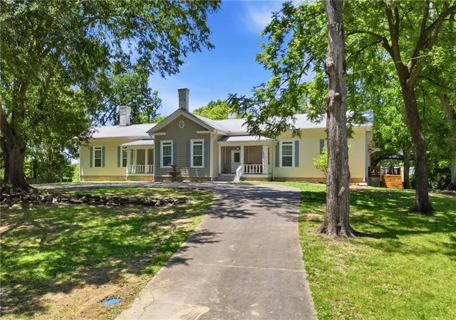 Homes for sale in Rockmart, GA | 703 Forrest Ave, Rockmart, GA 30153 | MLS# 7772971