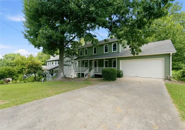 Photo 2 of Single family home for sale at 3391 Quail Holw Trl, Snellville, GA 30039 | MLS# 7805946 | Listing updated on 2026-09-15