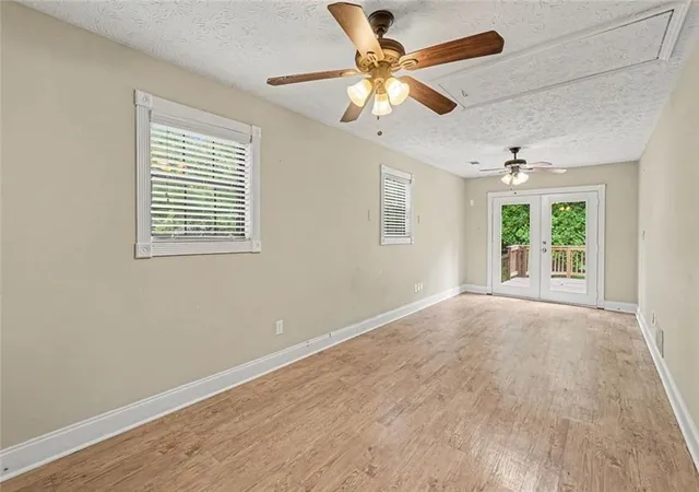 Photo 4 of Single family home for sale at 415 Grist Ml Dr E, Acworth, GA 30101 | MLS# 7810451 | Listing updated on 2026-09-10