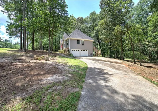 Photo 4 of Sale Pending at 80 Iron Hl Rd, Taylorsville, GA 30178 | MLS# 7791908 | Listing updated on 2026-10-03