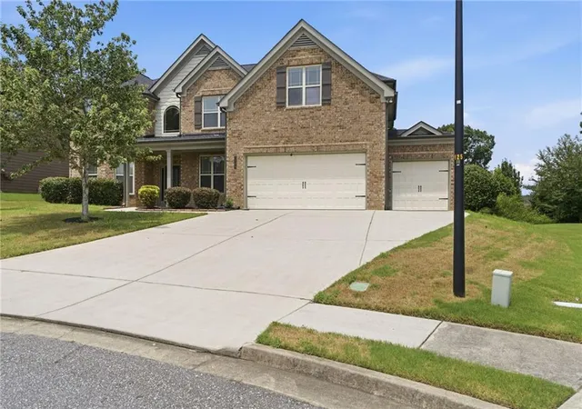 Photo 2 of Single family home for sale at 1283 Skipping Stone Ct, Dacula, GA 30019 | MLS# 7810770 | Listing updated on 2026-08-23