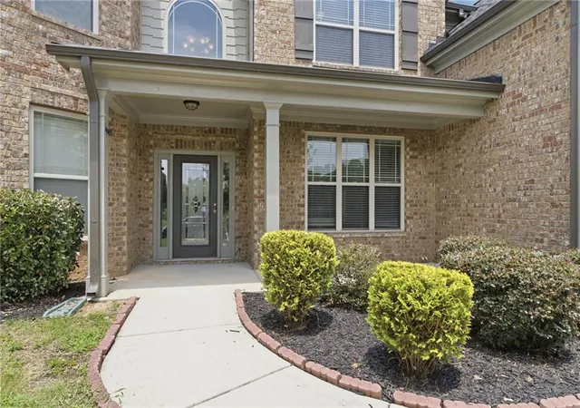Photo 3 of Single family home for sale at 1283 Skipping Stone Ct, Dacula, GA 30019 | MLS# 7810770 | Listing updated on 2026-09-10
