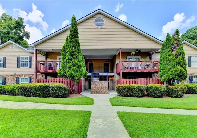 Photo 1 of Condo for sale at 702 Brighton Point, Sandy Springs, GA 30328 | MLS# 7824917 | Listing updated on 2026-09-02