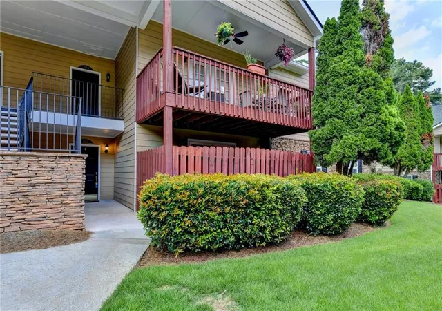 Photo 2 of Condo for sale at 702 Brighton Point, Sandy Springs, GA 30328 | MLS# 7824917 | Listing updated on 2026-09-02