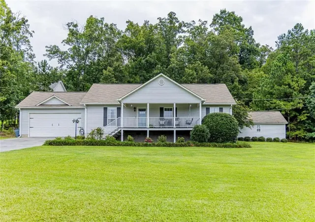 1st image of 608 Ward Mountain Rd, Kingston, GA 30145 | MLS# 7812623