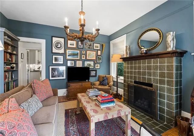 Listing Photo 5 - Condo for sale in building located at 75 17th St NE, Atlanta, GA 30309 - Unit #7
