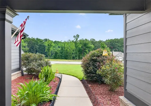2nd image of 305 Mcmillian Ct, Winder, GA 30680 | MLS# 7811521