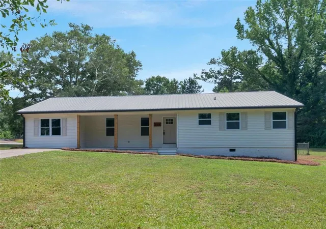 Photo 1 of Sale Pending at 976 Hampton Locust Grv Rd, Hampton, GA 30228 | MLS# 7818742 | Listing updated on 2026-09-16