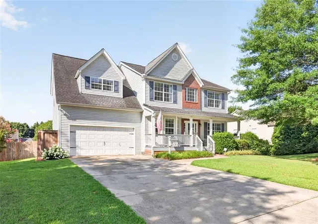 3rd image of 788 Baskins Cir, Winder, GA 30680 | MLS# 7807451