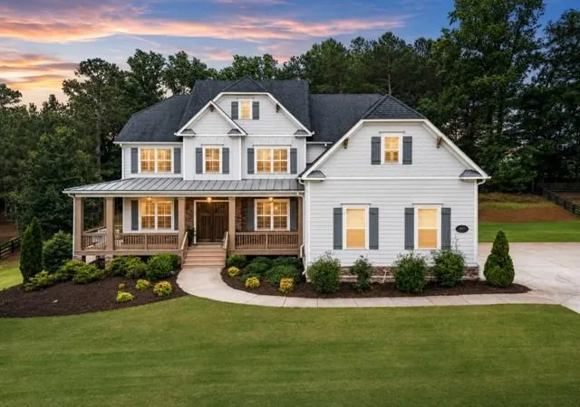 Photo 1 of Single family home for sale at 947 Hunter Way, Alpharetta, GA 30004 | MLS# 7769812 | Listing updated on 2026-08-21