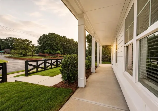 Photo 2 of Single family home for sale at 795 Mitchell Brg Rd, Athens, GA 30606 | MLS# 7788193 | Listing updated on 2026-09-11
