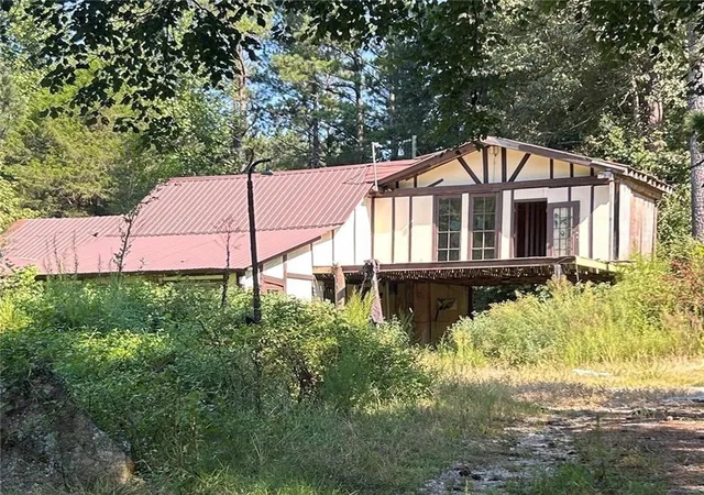 Photo 1 of Sale Pending at 5800 Cascade Palmetto Hwy Sw, Fairburn, GA 30213 | MLS# 7733069 | Listing updated on 2026-08-11
