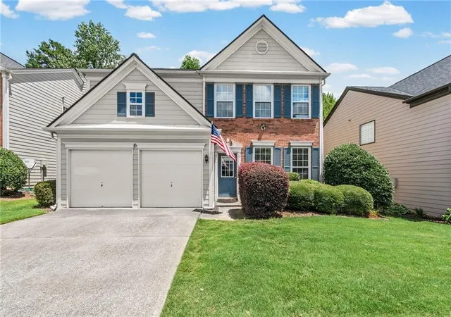 Photo 3 of Single family home for sale at 3840 Ridgefair Dr, Cumming, GA 30040 | MLS# 7809012 | Listing updated on 2026-10-12