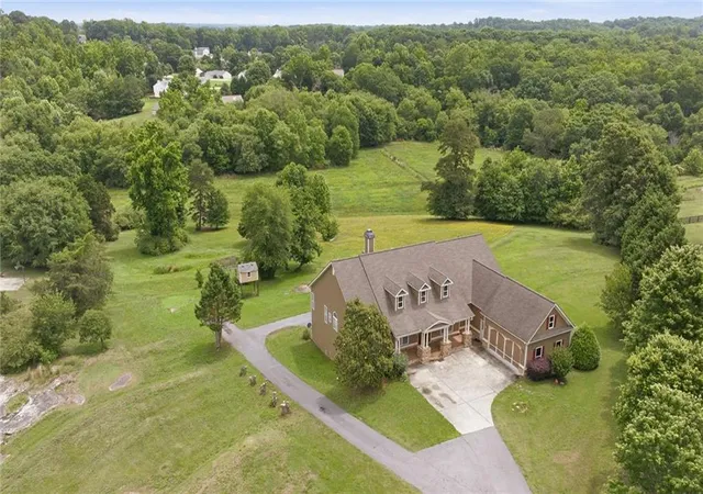 2nd image of 1173 Dee Kennedy Rd, Auburn, GA 30011 | MLS# 7778548