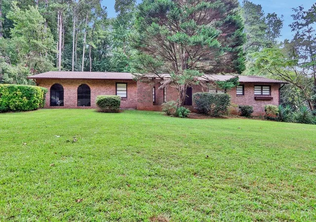 1st image of 5428 Smoke Rise Dr, Stone Mountain, GA 30087 | MLS# 7822844