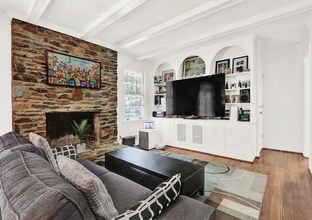 2nd image of 5428 Smoke Rise Dr, Stone Mountain, GA 30087 | MLS# 7822844