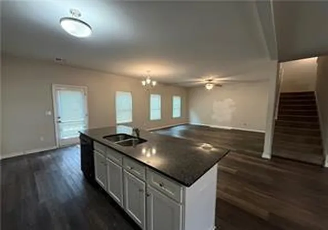 3rd image of 4299 Traipse Path, Ellenwood, GA 30294 | MLS# 7816406