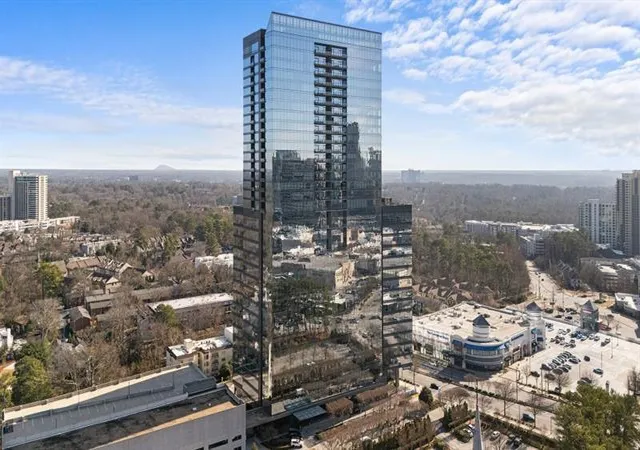 2nd image of 3630 Peachtree Rd Ne #1909, Atlanta, GA 30326 | MLS# 7675496