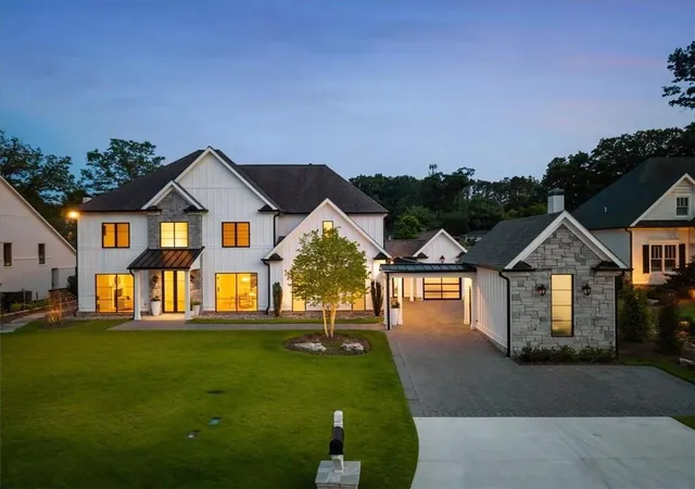 Photo 2 of Sale Pending at 212 Brooke Dr, Alpharetta, GA 30009 | MLS# 7789052 | Listing updated on 2026-09-06