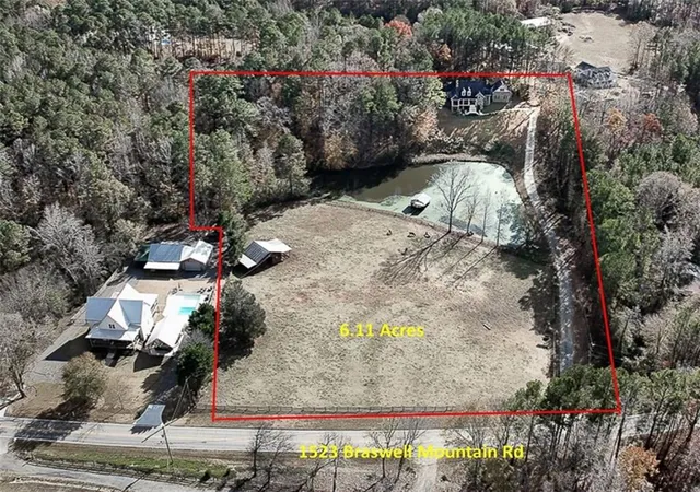 Photo 3 of Single family home for sale at 1523 Braswell Mountain Rd, Dallas, GA 30132 | MLS# 7682836 | Listing updated on 2026-06-05