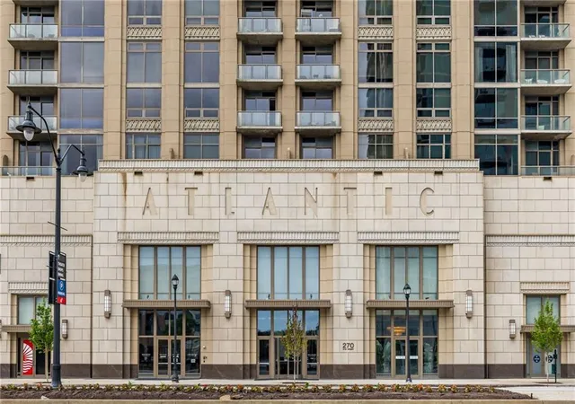 3rd image of 270 17Th Sts Nw #3604, Atlanta, GA 30363 | MLS# 7779859
