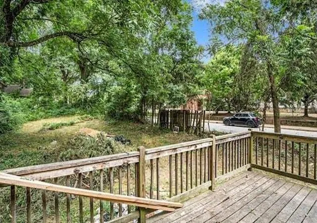 Photo 2 of Single family home for sale at 733 Hamilton E Holmes Dr NW, Atlanta, GA 30318 | MLS# 7830252 | Listing updated on 2026-09-02
