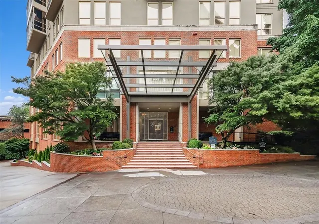 Homes for sale in Atlanta, GA | 2626 Peachtree Rd Nw #205, Atlanta, GA 30305 | MLS# 7782966