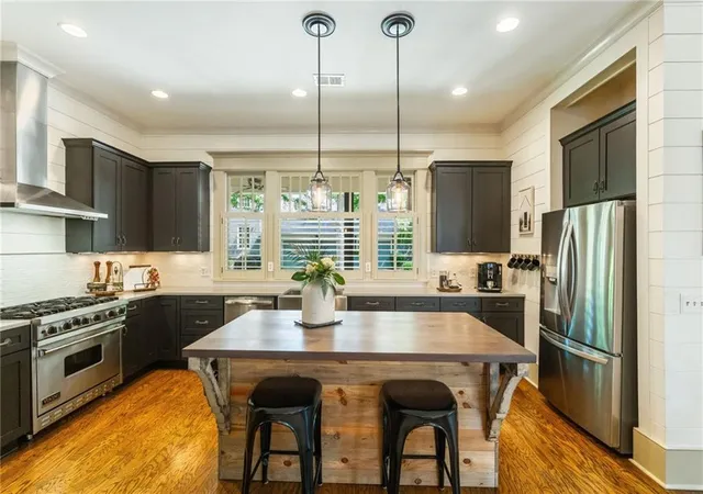 Photo 3 of Single family home for sale at 7040 Cordery Rd, Cumming, GA 30040 | MLS# 7766879 | Listing updated on 2026-08-20