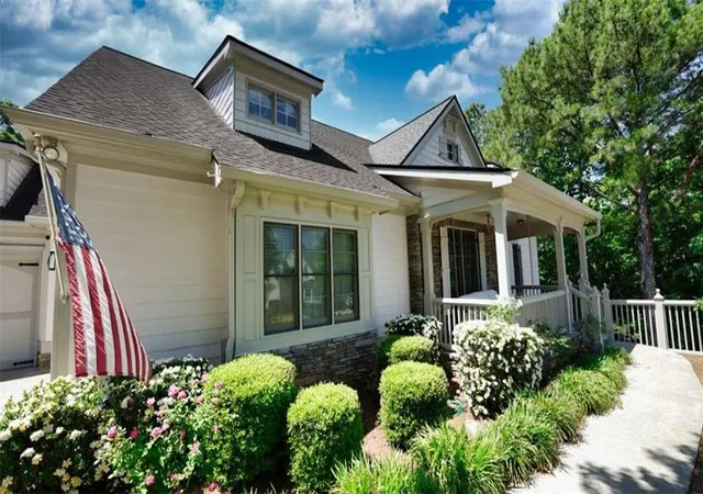 Photo 2 of Sale Pending at 104 Rock Crk Ln, Canton, GA 30114 | MLS# 7799856 | Listing updated on 2026-09-20