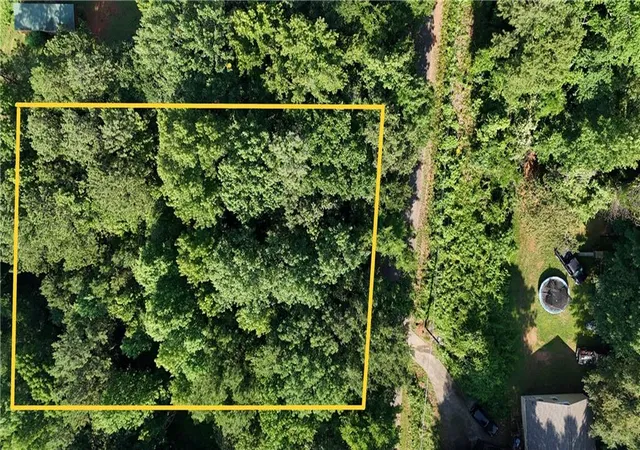 2nd image of 36 Lake Top Dr Se, Cartersville, GA 30121 | MLS# 7785790