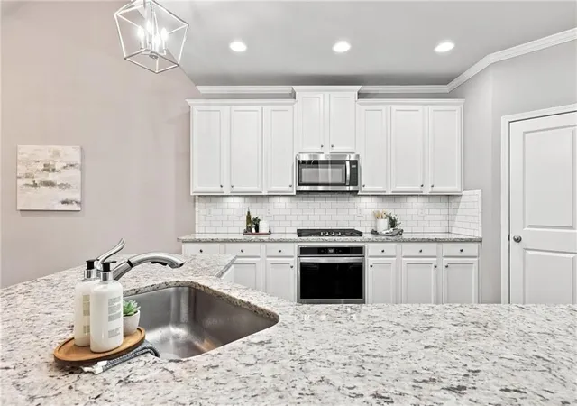 Photo 4 of Single family home for sale at 8130 Calloway Clb Dr, Cumming, GA 30028 | MLS# 7816950 | Listing updated on 2026-09-11