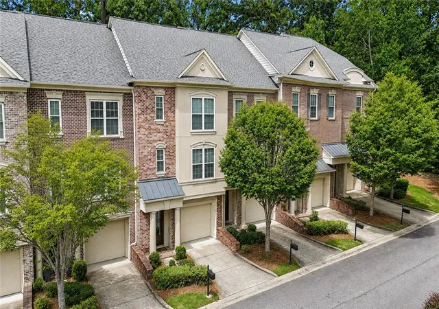 Photo 1 of Townhouse for sale at 3321 Regent Pl Sw, Atlanta, GA 30311 | MLS# 7815176 | Listing updated on 2026-08-26