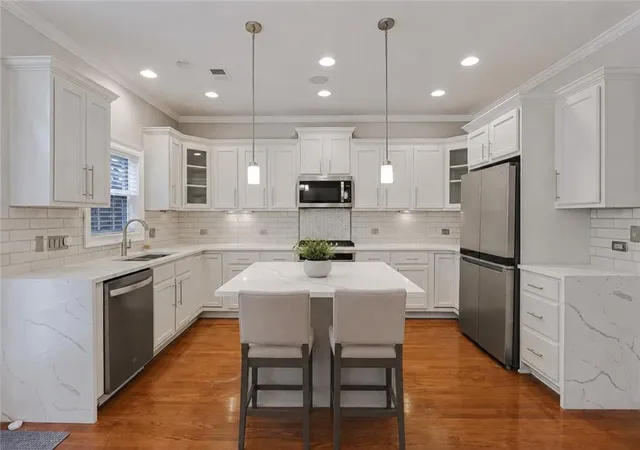Photo 2 of Townhouse for sale at 3321 Regent Pl SW, Atlanta, GA 30311 | MLS# 7815176 | Listing updated on 2026-08-26