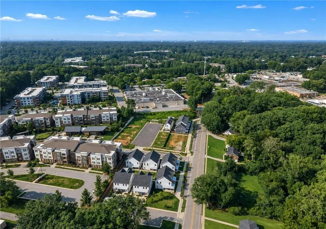 Photo 2 of Townhouse for sale at 721 Fayetteville Rd #609, Atlanta, GA 30316 | MLS# 7694839 | Listing updated on 2026-09-24