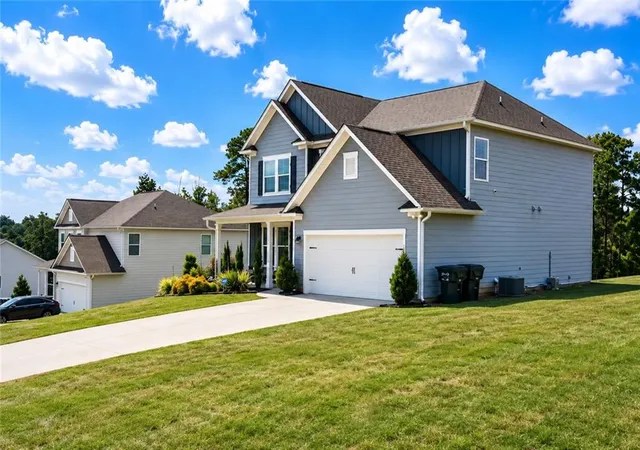 2nd image of 1684 Flagstone Ln, Conyers, GA 30012 | MLS# 7801148