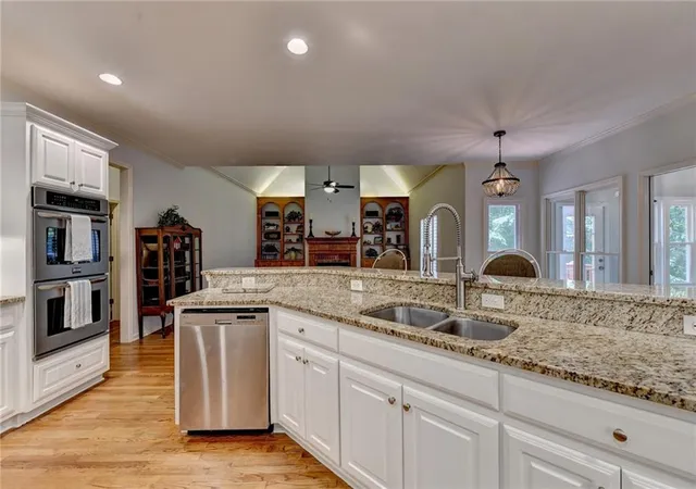 Photo 4 of Single family home for sale at 3515 Woodbury Crk Dr, Cumming, GA 30041 | MLS# 7793087 | Listing updated on 2026-08-27