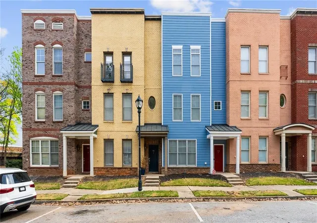 1st image of 741 Liberty Commons Dr Nw, Atlanta, GA 30314 | MLS# 7746685