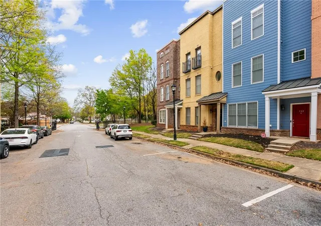 28th image of 741 Liberty Commons Dr Nw, Atlanta, GA 30314 | MLS# 7746685