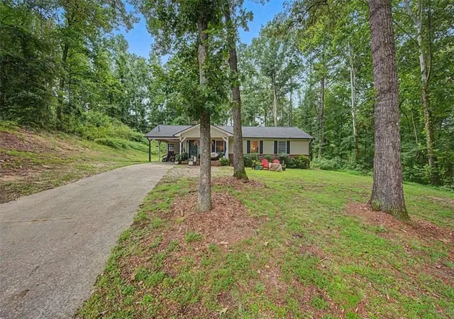 3rd image of 4 Shadowood Ct, Silver Creek, GA 30173 | MLS# 7818431
