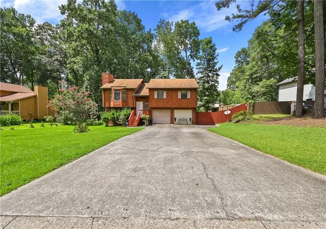 Photo 1 of Single family home for sale at 2670 Throatlatch Ln SW, Marietta, GA 30064 | MLS# 7810723 | Listing updated on 2026-09-17