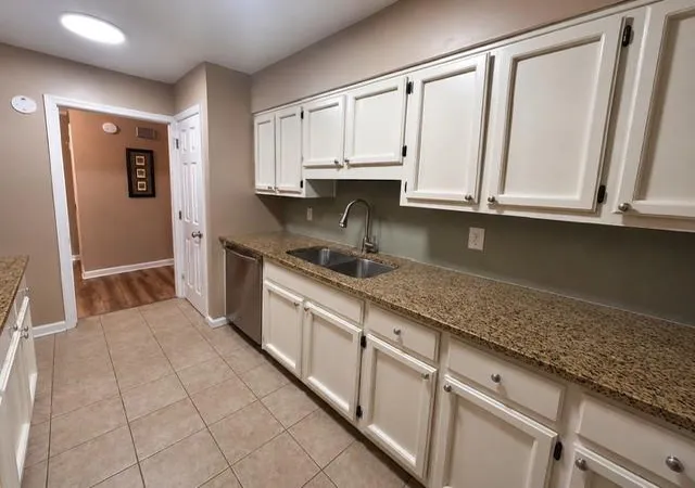 Photo 3 of Condo for sale at 831 Lake Holw Blvd SW, Marietta, GA 30064 | MLS# 7796766 | Listing updated on 2026-07-28