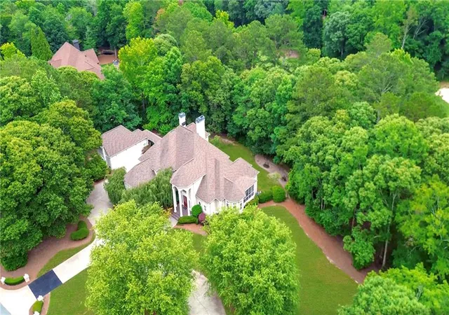 Photo 3 of Sale Pending at 1845 Kathy Whitworth Dr, Braselton, GA 30517 | MLS# 7788516 | Listing updated on 2026-10-05
