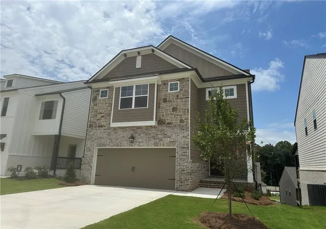 2nd image of 60 Avian Wy, Auburn, GA 30011 | MLS# 7798406