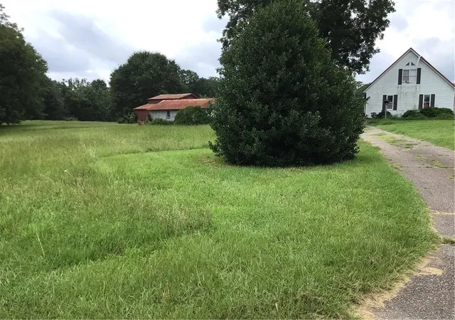 4th image of 1910 Mount Vernon Rd Nw, Monroe, GA 30656 | MLS# 7826249