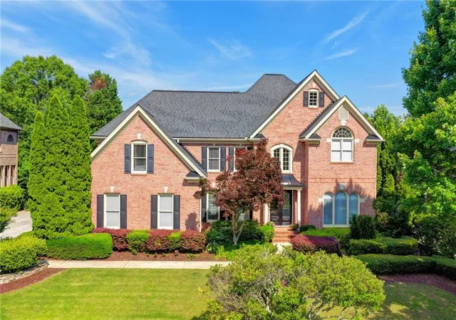 Homes for sale in Johns Creek, GA | 9555 Stoney Ridge Ln, Johns Creek, GA 30022 | MLS# 7787089