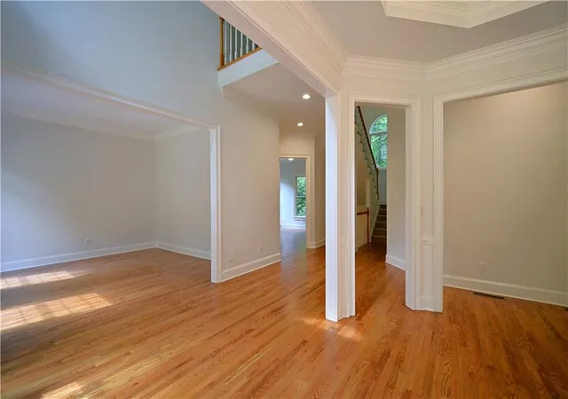 Photo 4 of Single family home for sale at 430 Arborshade Tr, Johns Creek, GA 30097 | MLS# 7801267 | Listing updated on 2026-09-17