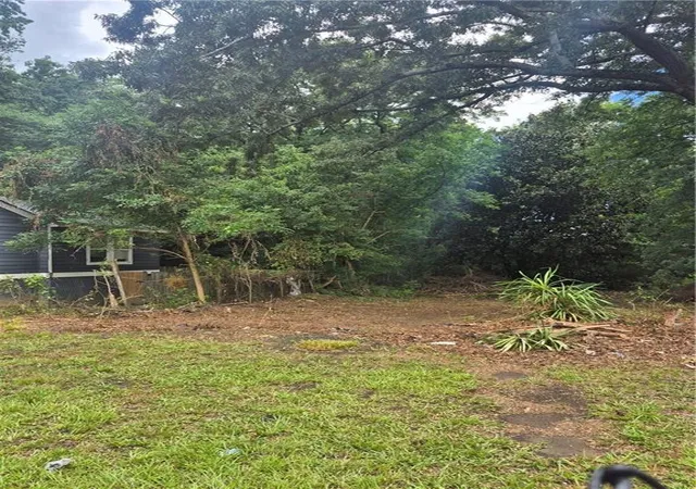 Photo 2 of Sale Pending at 1220 Bolton Rd Nw, Atlanta, GA 30331 | MLS# 7769348 | Listing updated on 2026-09-10