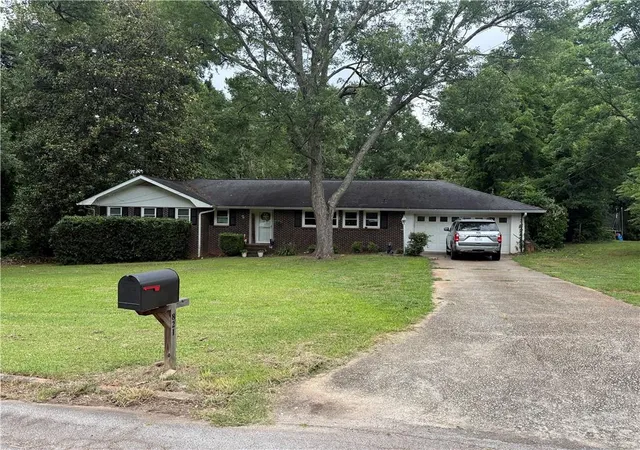 Photo 2 of Sale Pending at 821 Shipp Cir Nw, Conyers, GA 30012 | MLS# 7797917 | Listing updated on 2026-08-26